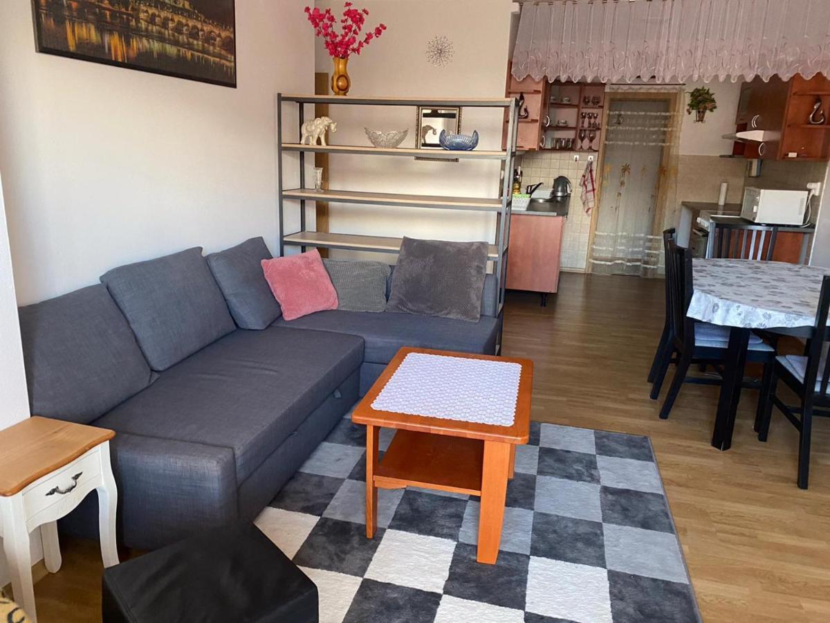 Apartman Tanas Atlantis Tabor Appartement Buitenkant foto